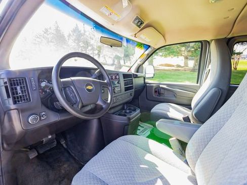 Used 2011 Chevrolet Express 3500 LT w/ LT Preferred Equipment Group RWD image 10
