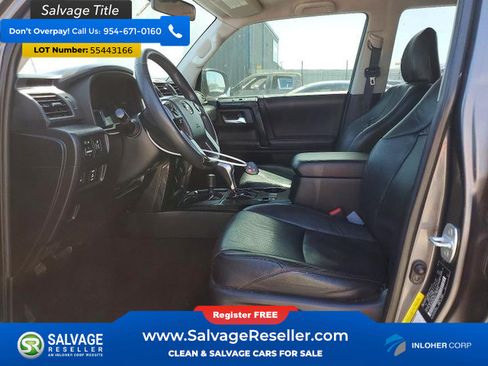 Used 2017 Toyota 4Runner TRD Off-Road AWD/4WD image 9