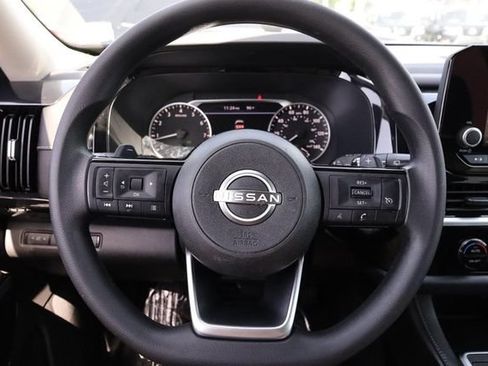 Certified 2022 Nissan Pathfinder S FWD image 10