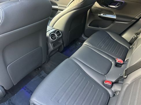 New 2026 Mercedes-Benz GLC 300 4MATIC image 11