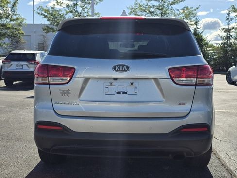 Used 2018 Kia Sorento AWD image 6