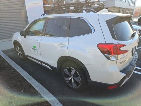 Used 2020 Subaru Forester Touring image 10