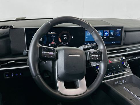 Used 2025 Hyundai Santa Fe SEL image 18