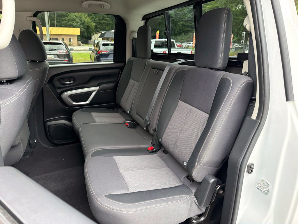 Certified 2023 Nissan Titan SV AWD/4WD image 19