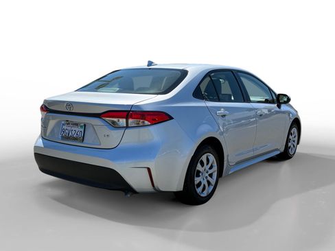 Used 2023 Toyota Corolla LE FWD image 5