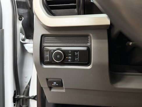 Used 2023 Ford F350 XL image 18