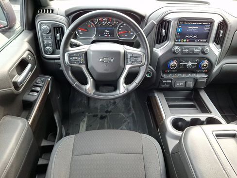Used 2019 Chevrolet Silverado 1500 RST image 12