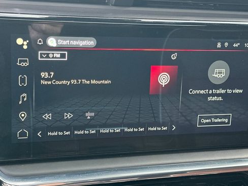 Used 2025 GMC Sierra 2500 Denali Ultimate w/ Snow Plow Prep/Camper Package image 25