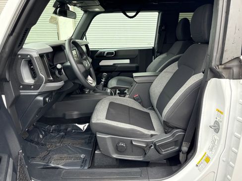 Certified 2022 Ford Bronco 2-Door image 9