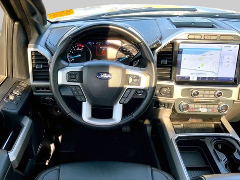 Certified 2022 Ford F250 Lariat w/ Lariat Ultimate Package AWD/4WD image 6
