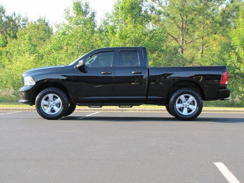 Used 2013 RAM 1500 Express AWD/4WD image 3
