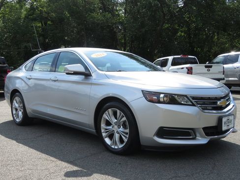 Used 2014 Chevrolet Impala LT w/ Premium Seating Package FWD image 3
