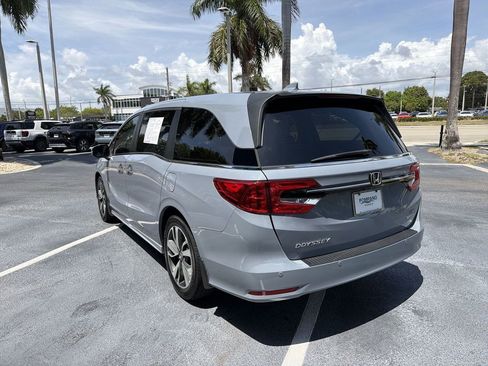 Used 2024 Honda Odyssey Touring image 6