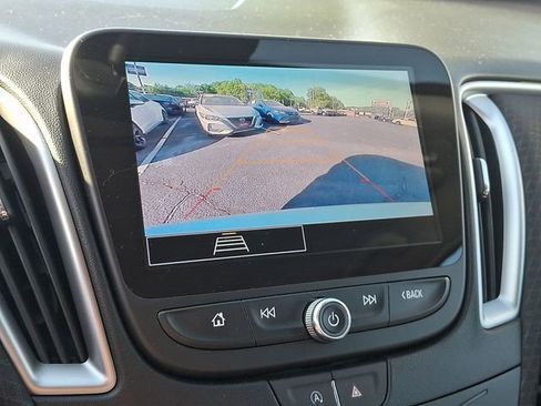 Used 2024 Chevrolet Malibu LT w/ Sport Edition image 18