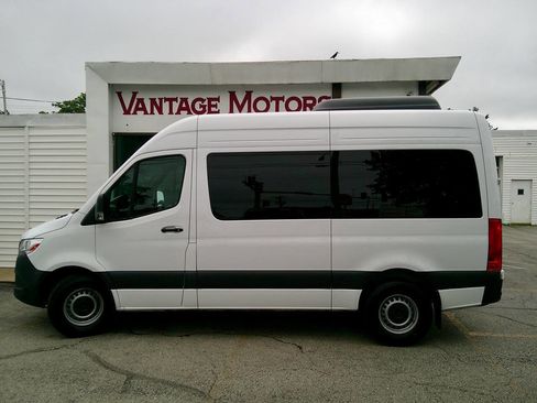 Used 2024 Mercedes-Benz Sprinter 2500 image 8