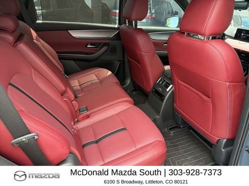 Used 2025 MAZDA CX-70 Plug-In Hybrid w/ Premium Plus AWD/4WD image 11