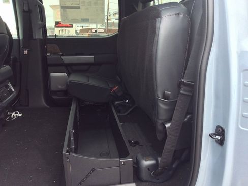 New 2026 Ford F350 Lariat w/ FX4 Off-Road Package image 28