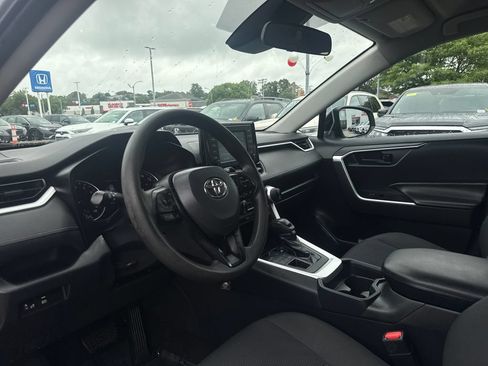 Used 2019 Toyota RAV4 LE w/ All Weather Liner Package AWD/4WD image 14