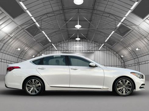 Used 2019 Genesis G80 3.8 RWD image 8