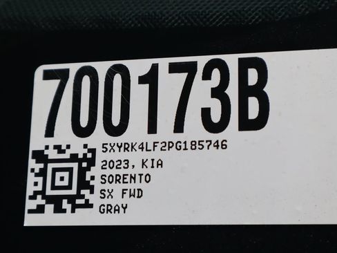 Used 2023 Kia Sorento SX FWD image 38