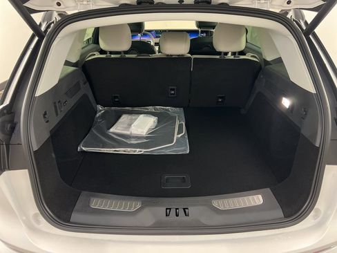 New 2026 Lincoln Nautilus Premier w/ Equipment Group 102A image 39