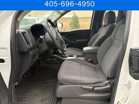 Used 2022 Nissan Frontier S image 23