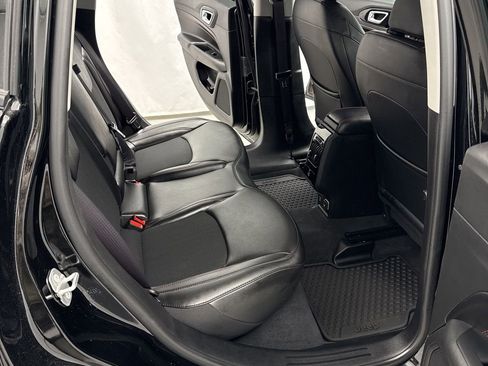 Used 2022 Jeep Compass Trailhawk w/ Trailhawk Convenience Group image 29