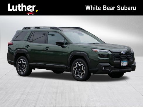 Used 2026 Subaru Outback Touring AWD/4WD image 1
