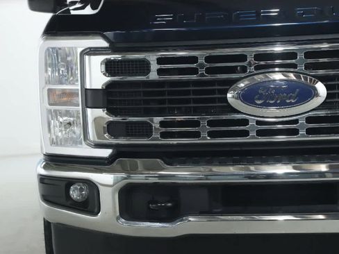 Used 2024 Ford F250 XLT image 6