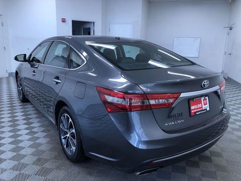 Certified 2018 Toyota Avalon XLE image 14