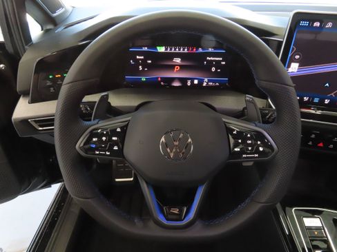 New 2026 Volkswagen Golf image 16