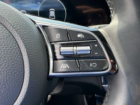 Used 2025 Kia Seltos EX w/ EX Sunroof Package AWD/4WD image 18