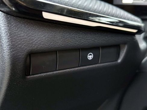 Certified 2025 Nissan Kicks SR w/ Illumination Package image 20