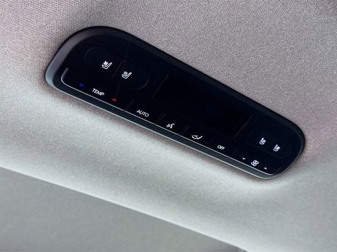 New 2026 Hyundai Palisade Limited FWD image 38
