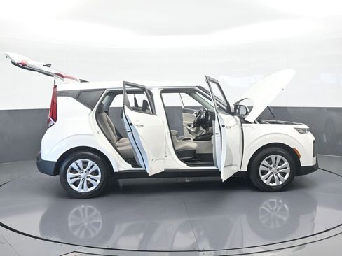 Used 2021 Kia Soul LX image 66