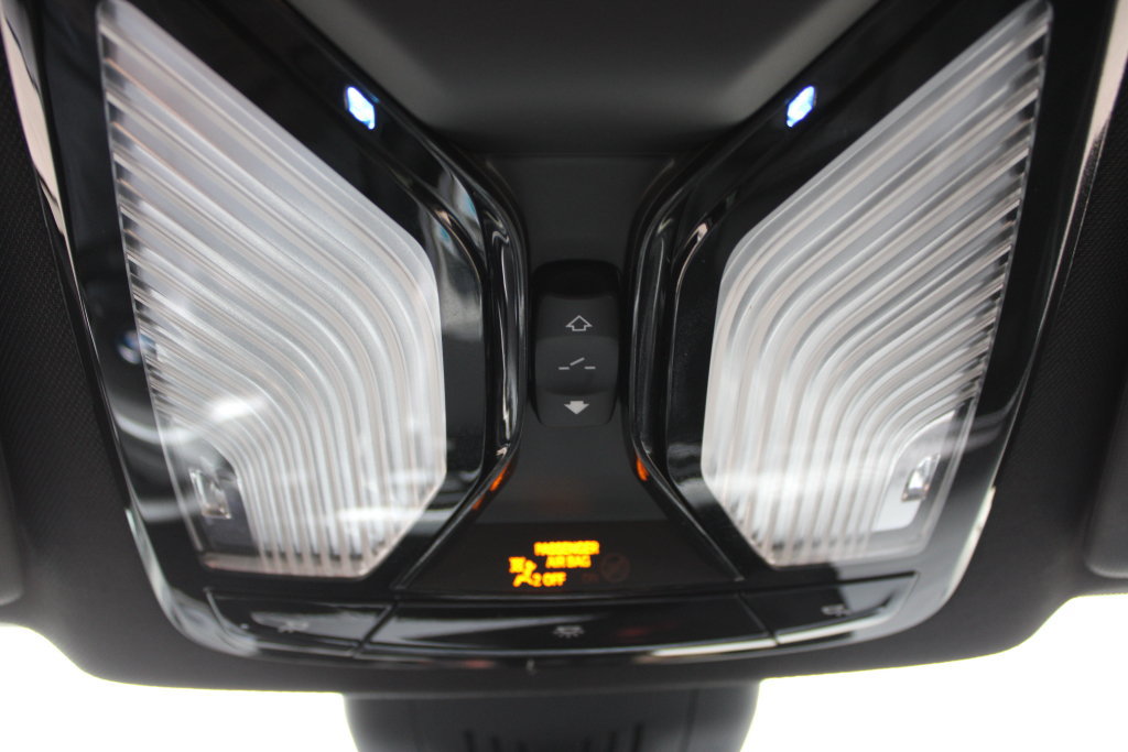 Used 2023 BMW i4 eDrive40 w/ M Sport Package RWD image 19