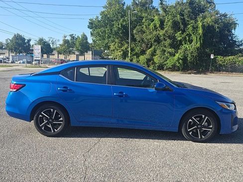 Used 2025 Nissan Sentra SV FWD image 10