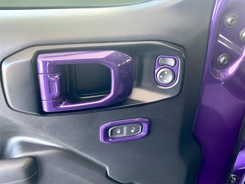 Used 2023 Jeep Wrangler Sport S image 14