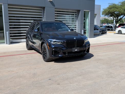 Used 2022 BMW X5 sDrive40i w/ M Sport Package RWD image 2