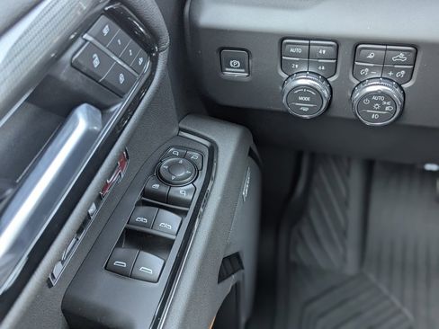 New 2026 GMC Sierra 1500 AT4 w/ AT4 Premium Package image 22