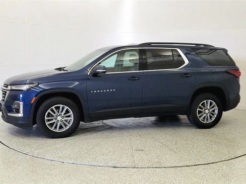 Used 2023 Chevrolet Traverse LT FWD image 4