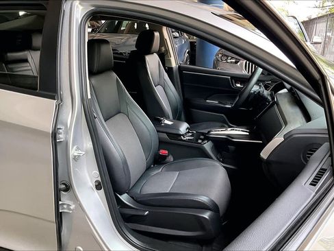 Used 2018 Honda Clarity Plug-In Hybrid image 8