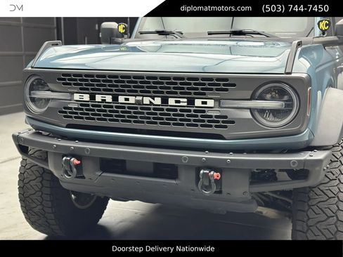 Used 2022 Ford Bronco Badlands image 13