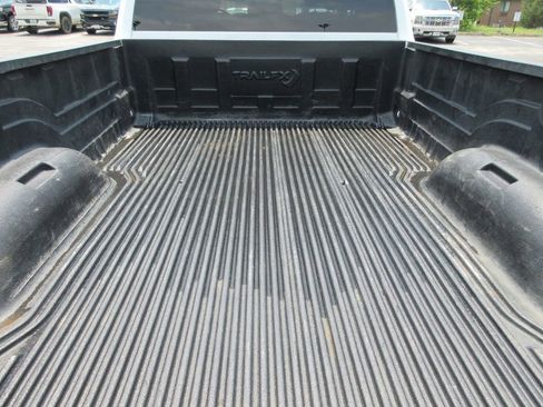 Used 2024 RAM 2500 Big Horn AWD/4WD image 14