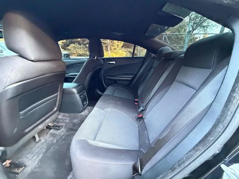 Used 2015 Dodge Charger SE w/ Sport Appearance Group RWD image 37
