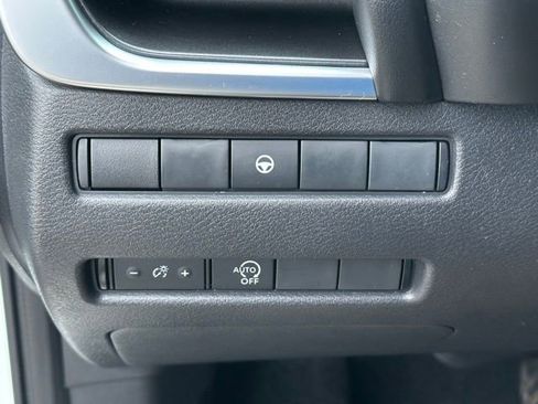 Certified 2023 Nissan Rogue SV AWD/4WD image 22
