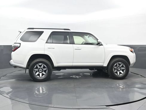 Used 2021 Toyota 4Runner TRD Off-Road Premium w/ Moonroof Package AWD/4WD image 2