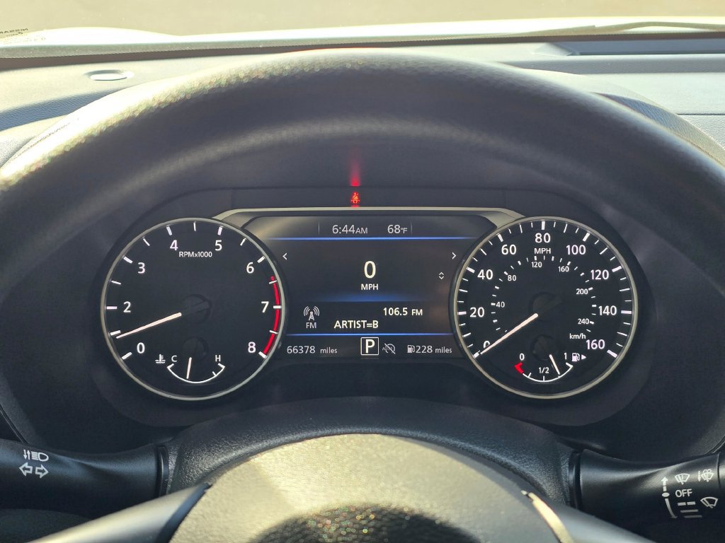 Used 2024 Nissan Sentra SV FWD image 18