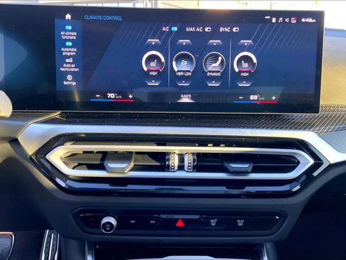 Used 2024 BMW M2 w/ Lighting Package image 31