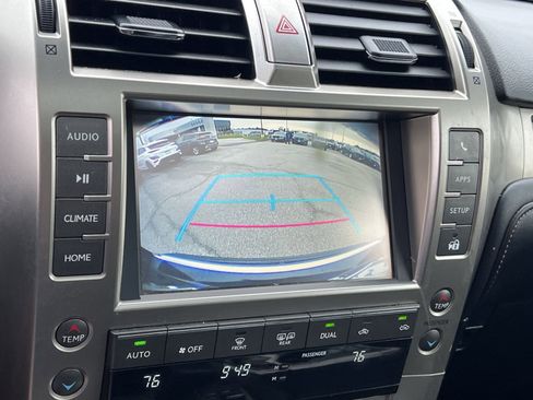Used 2018 Lexus GX 460 w/ Preferred Accessory Package AWD/4WD image 25